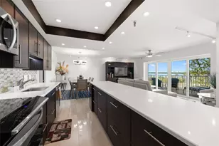 7432 Sunshine Skyway Ln S, Saint Petersburg, FL 33711 - Photo 9