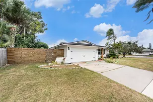 1806 N Keene Rd, Clearwater, FL 33755 - Photo 3