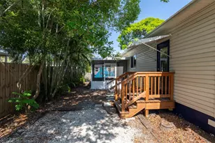 907 Hull St S, Gulfport, FL 33707 - Photo 31