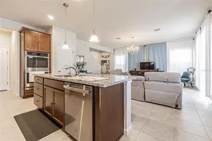 11904 Thorncrest Dr, Spring Hill, FL 34610 - Photo 9