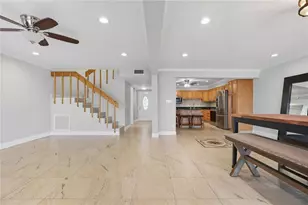 8717 Bay Pointe Dr, Tampa, FL 33615 - Photo 3