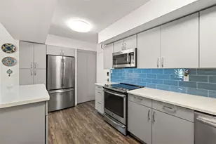 2401 Bayshore Blvd, Tampa, FL 33629 - Photo 9