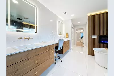 8693 15th Street N, Saint Petersburg, FL 33702 - Photo 49