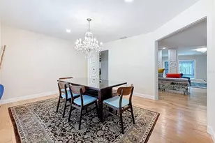 8693 15th St N, Saint Petersburg, FL 33702 - Photo 17