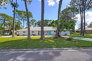 8693 15th St N, Saint Petersburg, FL 33702 - Photo 3