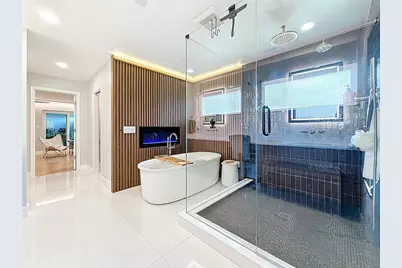 8693 15th Street N, Saint Petersburg, FL 33702 - Photo 51