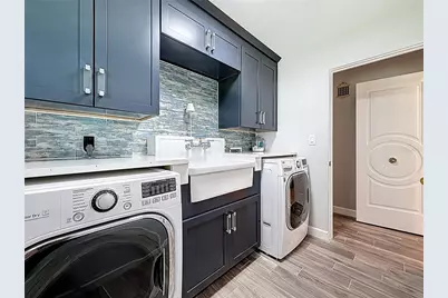 8693 15th Street N, Saint Petersburg, FL 33702 - Photo 83