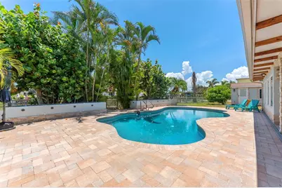 8720 Hickorywood Lane, Tampa, FL 33615 - Photo 29