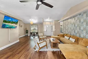 13734 76th Ave, Seminole, FL 33776 - Photo 7