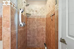 13734 76th Ave, Seminole, FL 33776 - Photo 25