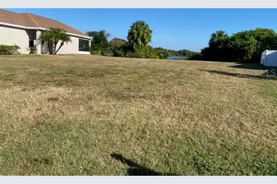 11344 Southwind Lake Drive, Gibsonton, FL 33534 - Photo 1