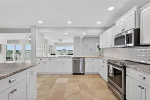 800 Madonna Blvd, Tierra Verde, FL 33715 - Photo 9