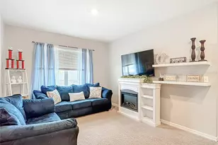 1810 Johnson Pointe Dr, Plant City, FL 33566 - Photo 45