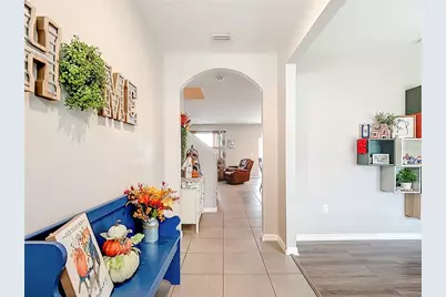 1810 Johnson Pointe Drive, Plant City, FL 33566 - Photo 9