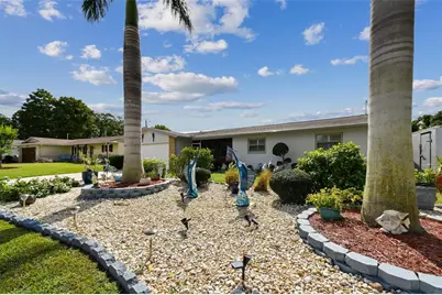 1389 Seabreeze Street, Clearwater, FL 33756 - Photo 5