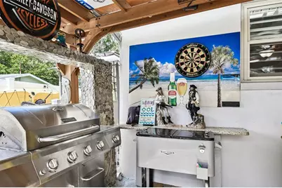 1389 Seabreeze Street, Clearwater, FL 33756 - Photo 71