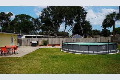 153 SW Monroe Circle N, Saint Petersburg, FL 33703 - Photo 29