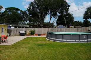 153 SW Monroe Cir N, Saint Petersburg, FL 33703 - Photo 29