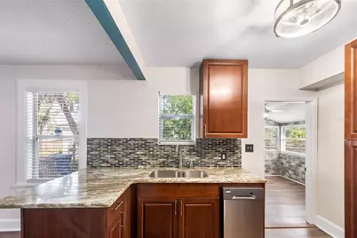 2010 42nd Street S, Saint Petersburg, FL 33711 - Photo 11