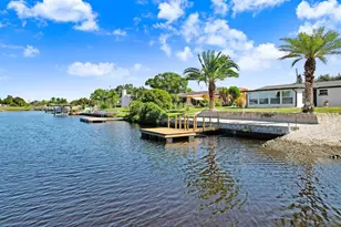 1305 Basswood Dr, Holiday, FL 34690 - Photo 9