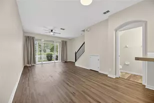 9810 Fan Palm Way, Tampa, FL 33610 - Photo 5