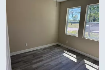 8605 N 48th Street, Tampa, FL 33617 - Photo 17