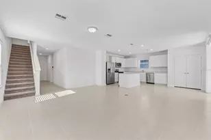 9127 Newmons Pl, Wildwood, FL 34785 - Photo 7