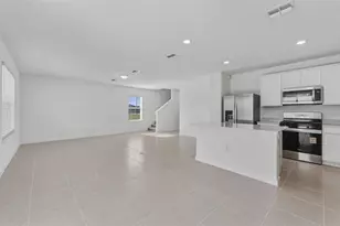 9127 Newmons Pl, Wildwood, FL 34785 - Photo 5