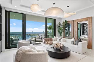 301 1st St S, Saint Petersburg, FL 33701 - Photo 11