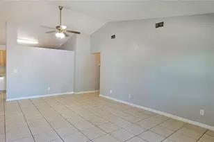 3214 W Van Buren Dr, Tampa, FL 33611 - Photo 5