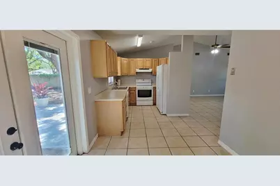 3214 W Van Buren Drive, Tampa, FL 33611 - Photo 15