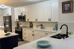 2599 Dolly Bay Dr, Palm Harbor, FL 34684 - Photo 9