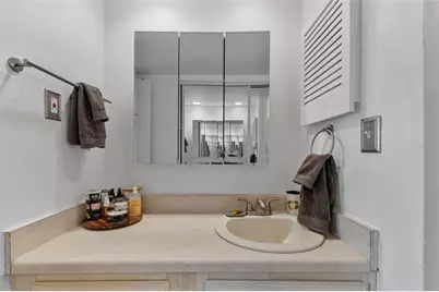 1575 Greenlea Drive #6, Clearwater, FL 33755 - Photo 23