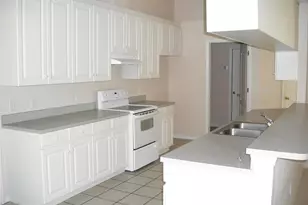 9724 Mary Robin Dr, Riverview, FL 33569 - Photo 7