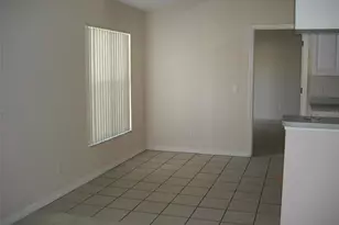 9724 Mary Robin Dr, Riverview, FL 33569 - Photo 5