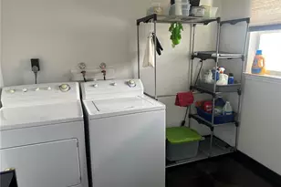 4147 Augustine Ave, Sarasota, FL 34231 - Photo 17
