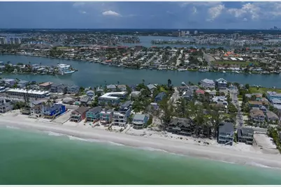 8405 Bayshore Drive, Treasure Island, FL 33706 - Photo 27