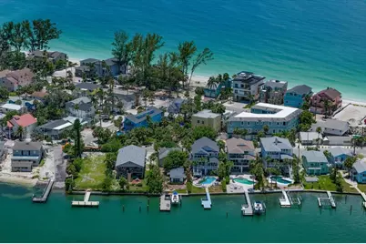 8405 Bayshore Drive, Treasure Island, FL 33706 - Photo 29