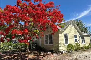 8405 Bayshore Dr, Treasure Island, FL 33706 - Photo 1