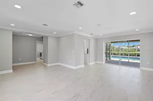 6994 Country Lakes Cir, Sarasota, FL 34243 - Photo 11