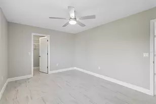 6994 Country Lakes Cir, Sarasota, FL 34243 - Photo 33