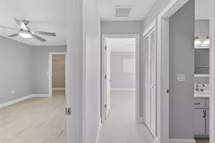 6994 Country Lakes Cir, Sarasota, FL 34243 - Photo 25