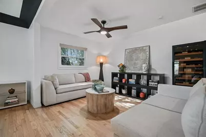 3027 Burlington Avenue N, Saint Petersburg, FL 33713 - Photo 7