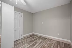 3027 Burlington Ave N, Saint Petersburg, FL 33713 - Photo 37