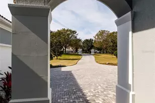 10605 Midview Terrace, Thonotosassa, FL 33592 - Photo 3