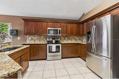 5646 Paddock Trail Drive, Tampa, FL 33624 - Photo 7