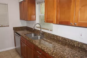 502 W Hilda Dr, Brandon, FL 33510 - Photo 13