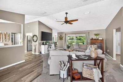 10348 Ventura Drive, Spring Hill, FL 34608 - Photo 9