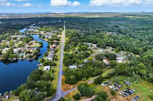 10765 W Spring Cir, Crystal River, FL 34428 - Photo 45