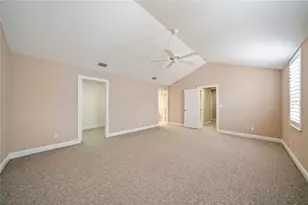 3106 Colonial Dr, Clearwater, FL 33759 - Photo 25